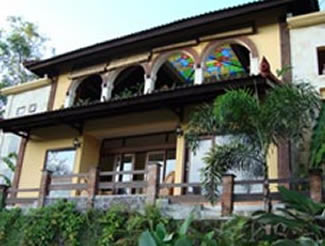 main building in villa payangan